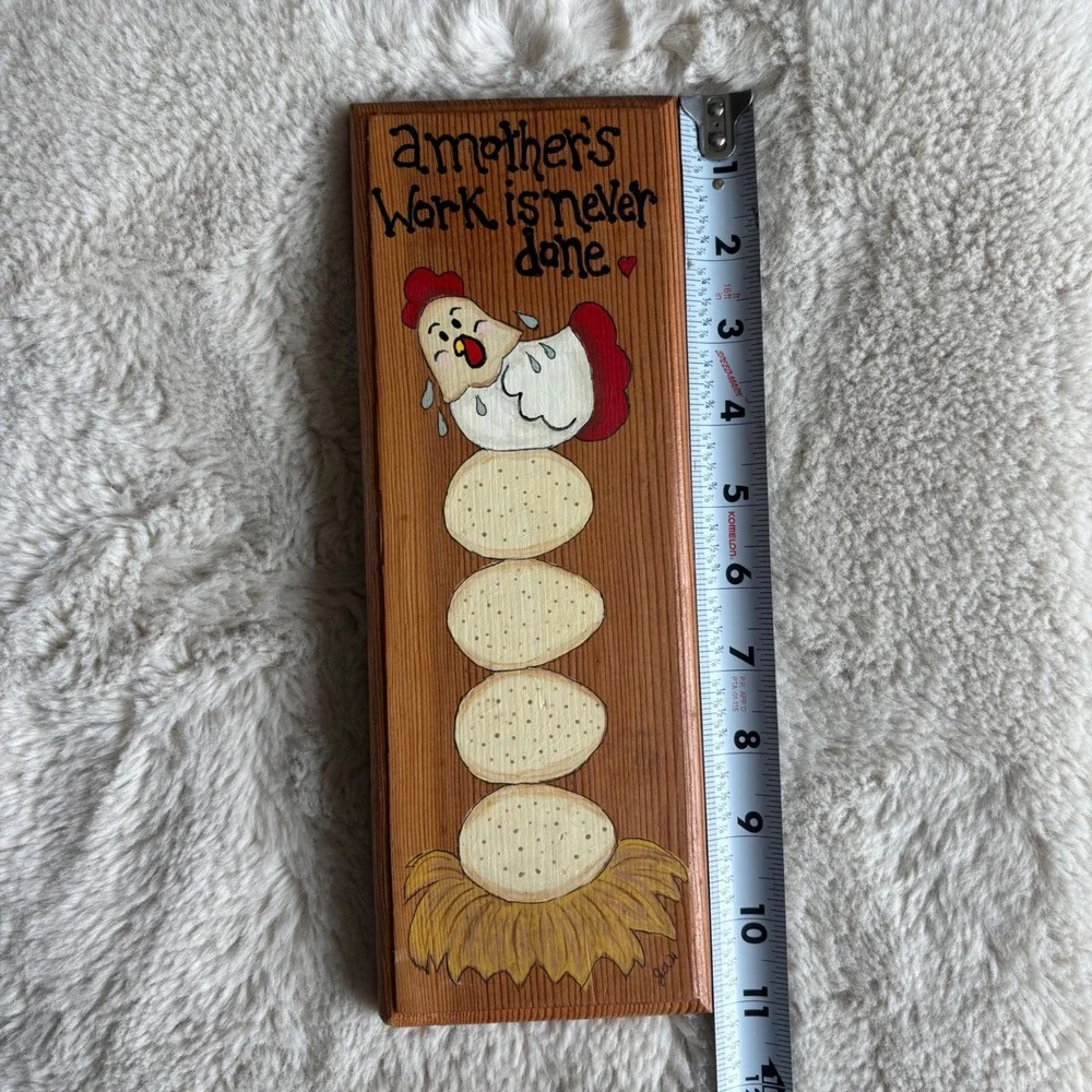 Farmhouse‎ Wood Wall Plaque Excellent Country Mother Hen Chicken Folk Art